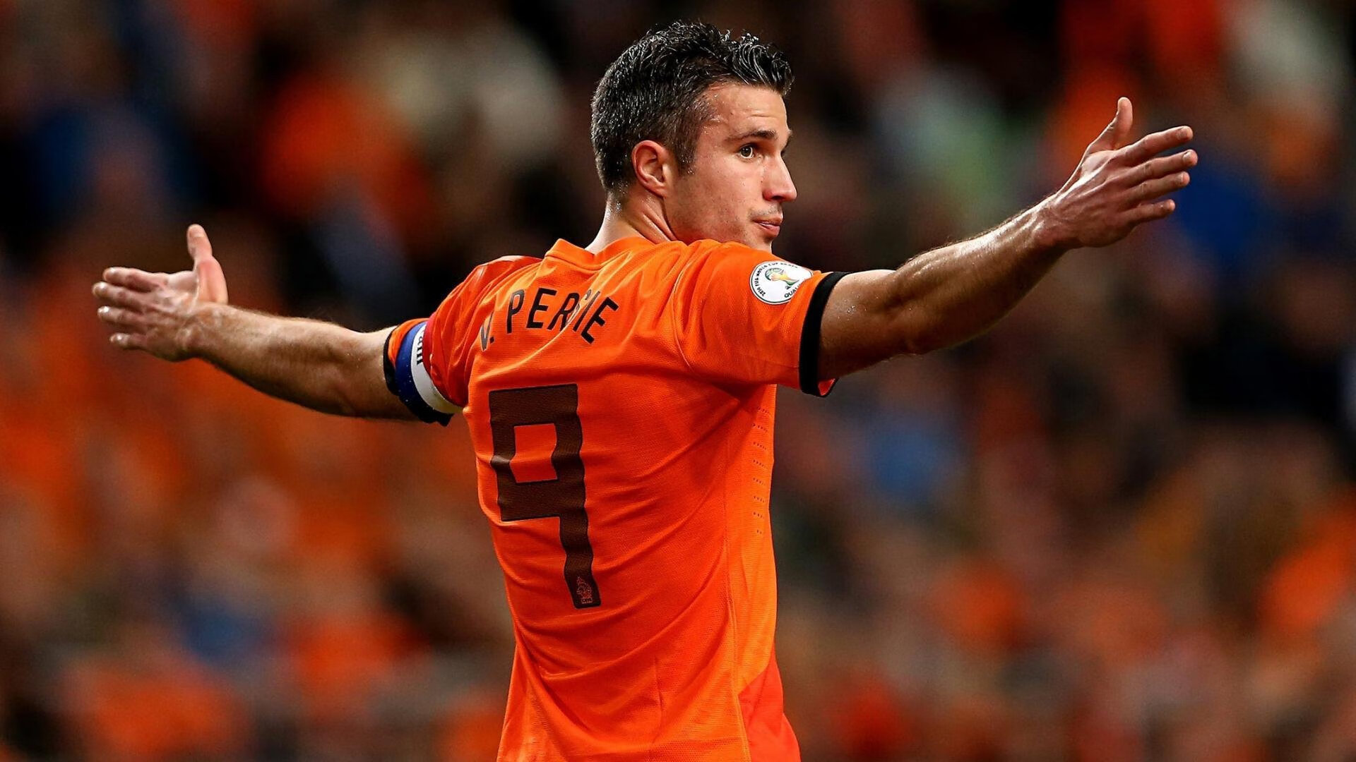 哈登强调团队配合优先于个人得分，哈登的战队